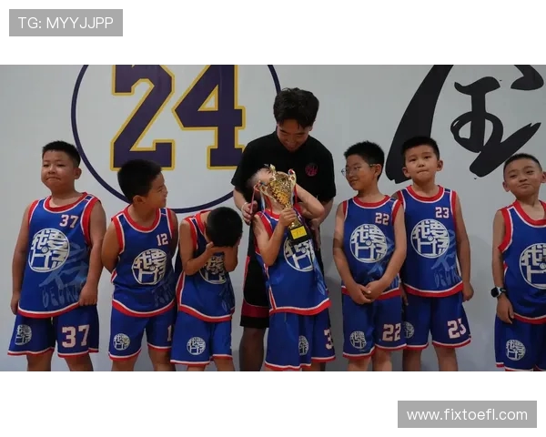 吴娜专访:从青涩球员到篮球女神的成长之路回顾